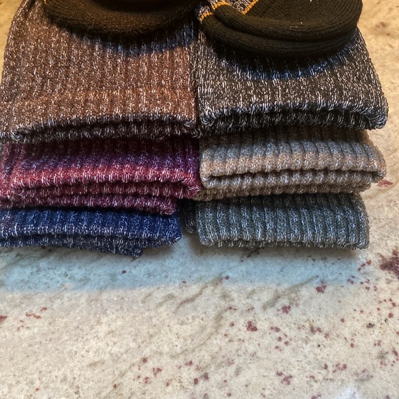 NWT Goldtoe mens 6 pack of crew socks. Shoe size 6-12.5 - Picture 7 of 7